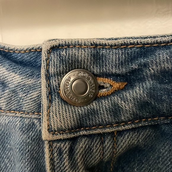 Topshop Highwaisted jean short, Mom style - Picture 4 of 9